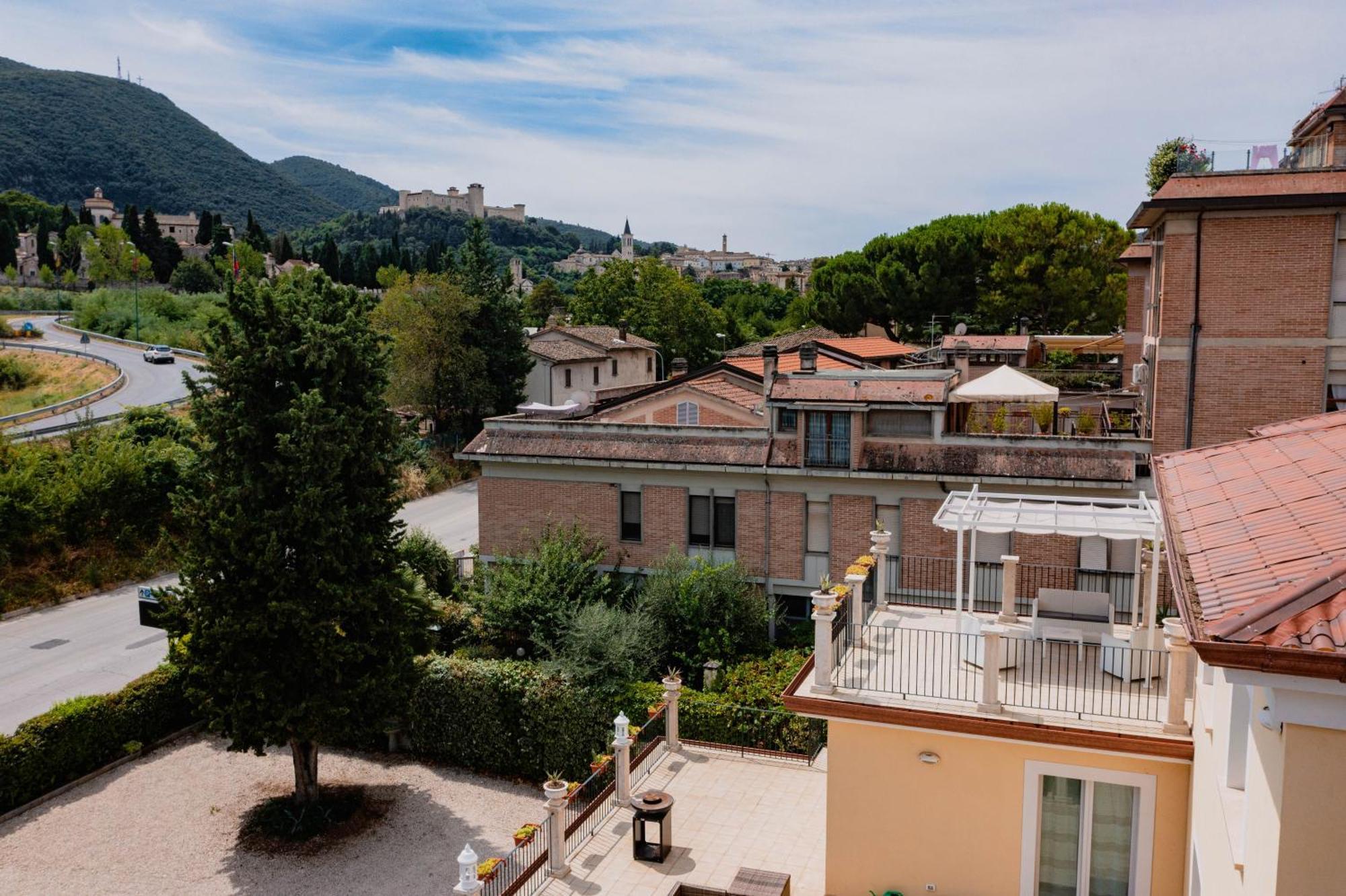 Residence Villa Tota Spoleto Buitenkant foto